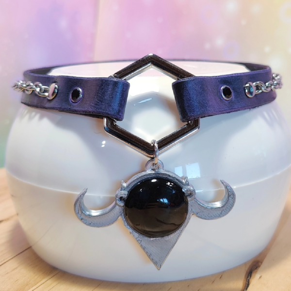 Character inspired leather choker