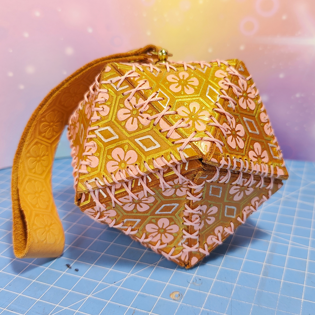 The Flowers dice bag - Image 5