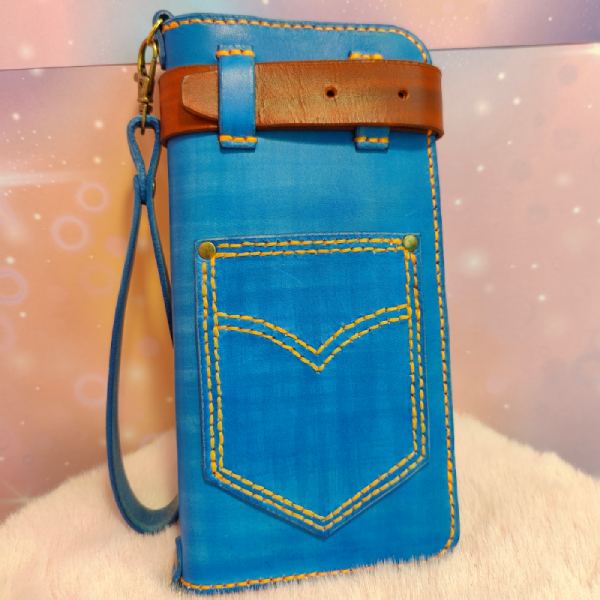Handmade leather wallet that mimics denim jeans